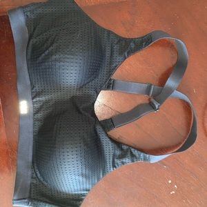 VIctoria secret sports bra